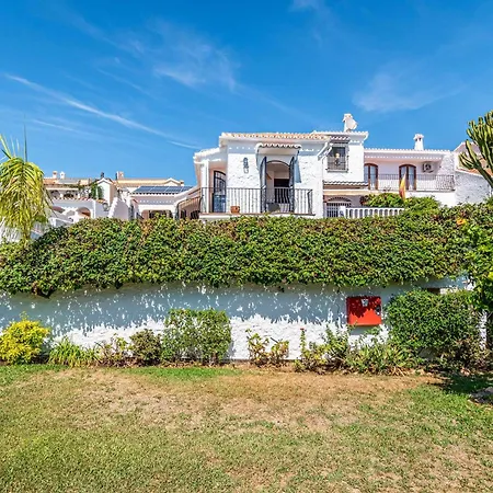 El Olivo De Capistrano * Nerja